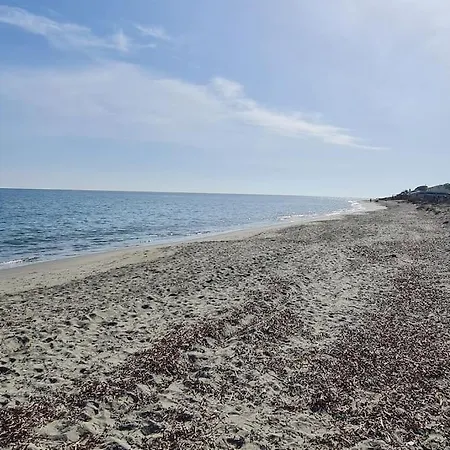 Magnifique Avec Piscine En Bord De 루키아나