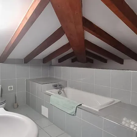 Magnifique Avec Piscine En Bord De Villa Lucciana (Corsica)