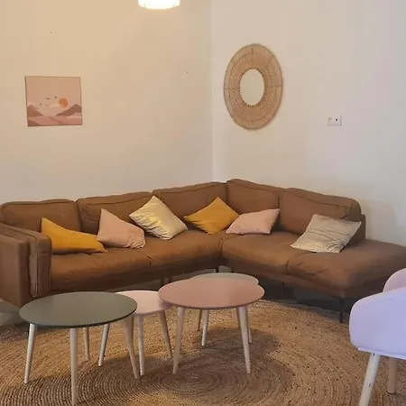 Villa Magnifique Avec Piscine En Bord De *