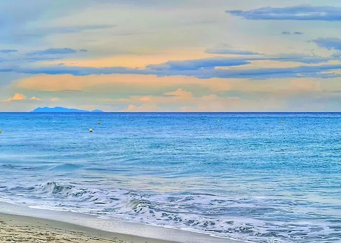 Magnifique Avec Piscine En Bord De Villa