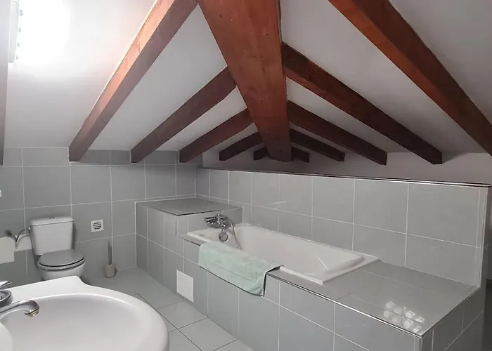 Magnifique Avec Piscine En Bord De Villa Lucciana (Corsica)