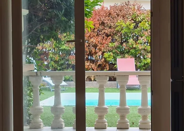 Magnifique Avec Piscine En Bord De Lucciana (Corsica)